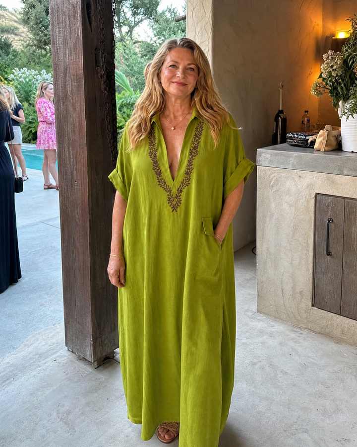 Elakeja | Embroidered V Neck Pocket Detail Relaxed Midi Dress