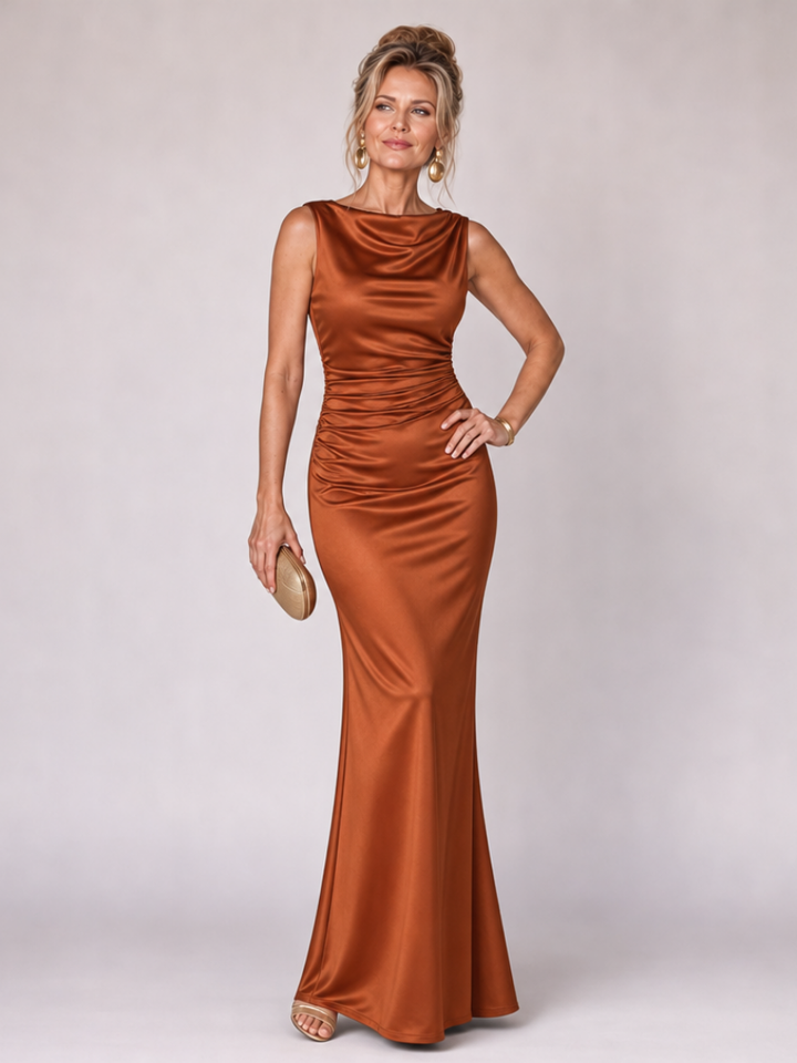 Virella | Sleeveless Boat Neck Fitted Maxi Dress
