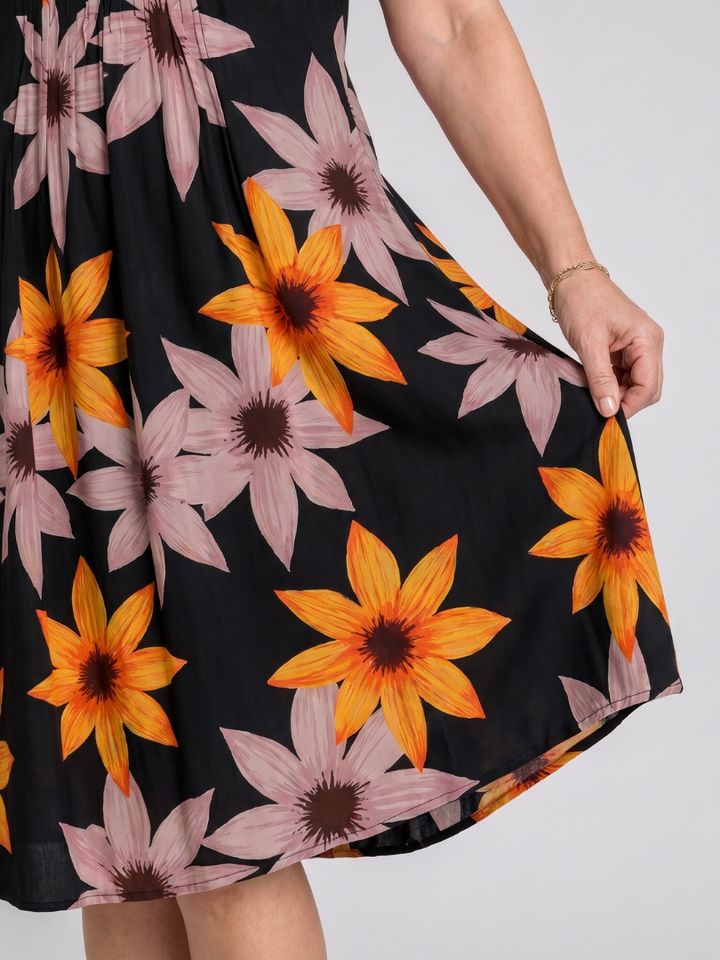 Janice | Floral Short Sleeve Midi Dress