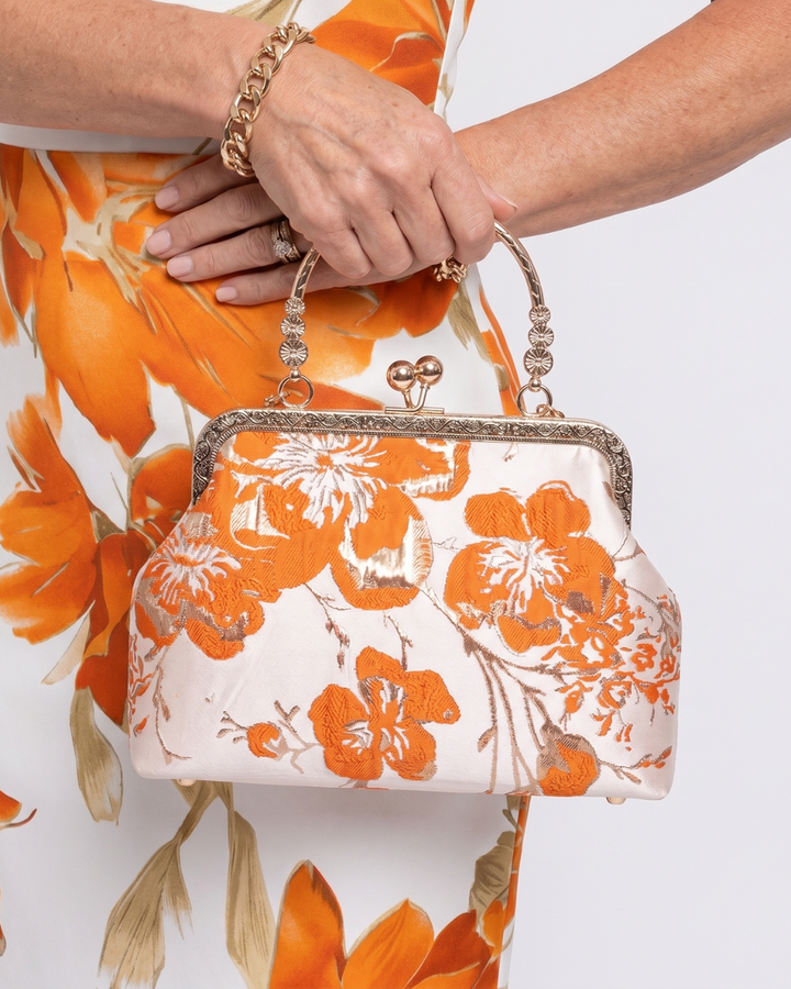 Isolde | Floral Embroidered Frame Chain Handbag
