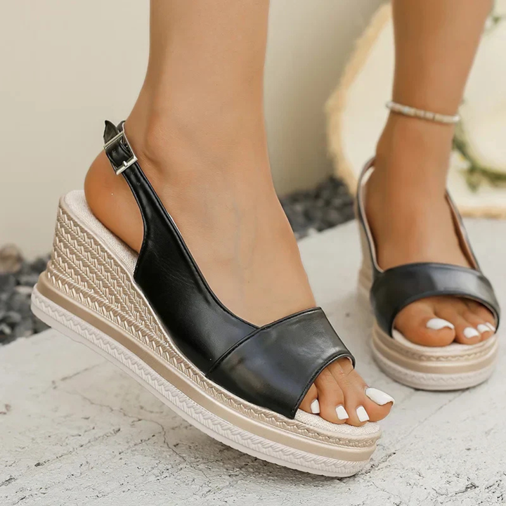 Denaya | Stylish Orthopaedic Sandal