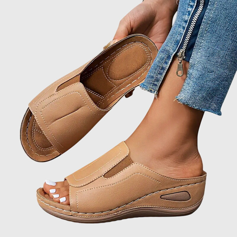 Aretha | Orthopaedic Sandals