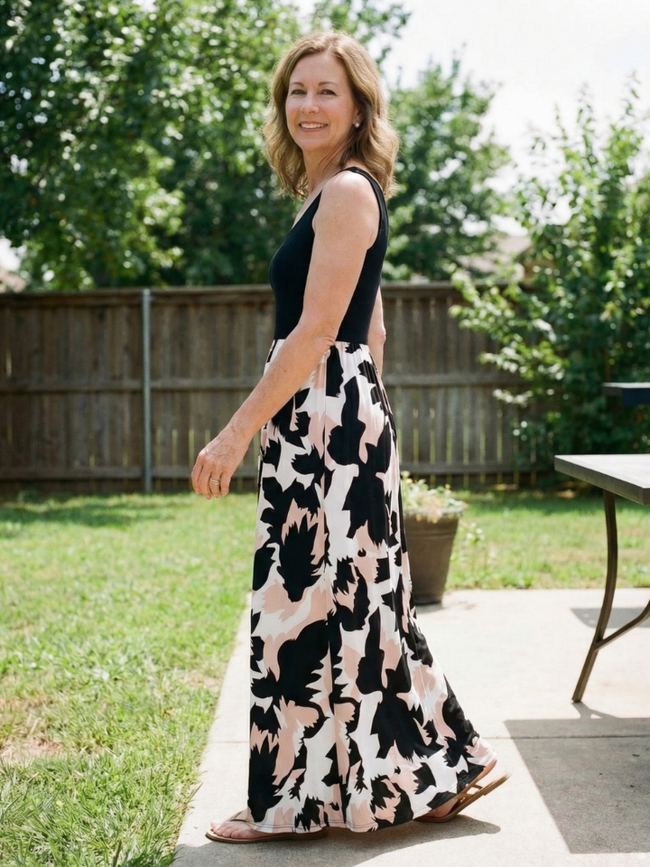 Zorina | Sleeveless Scoop Neck Printed Maxi Dress