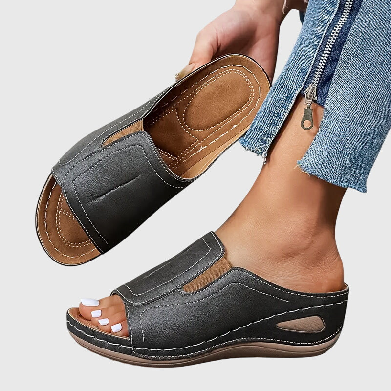 Aretha | Orthopaedic Sandals